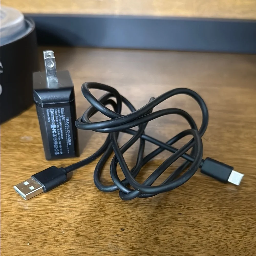 Limited Edition Game of Thrones Wireless Charger or GOT Conversation Piece